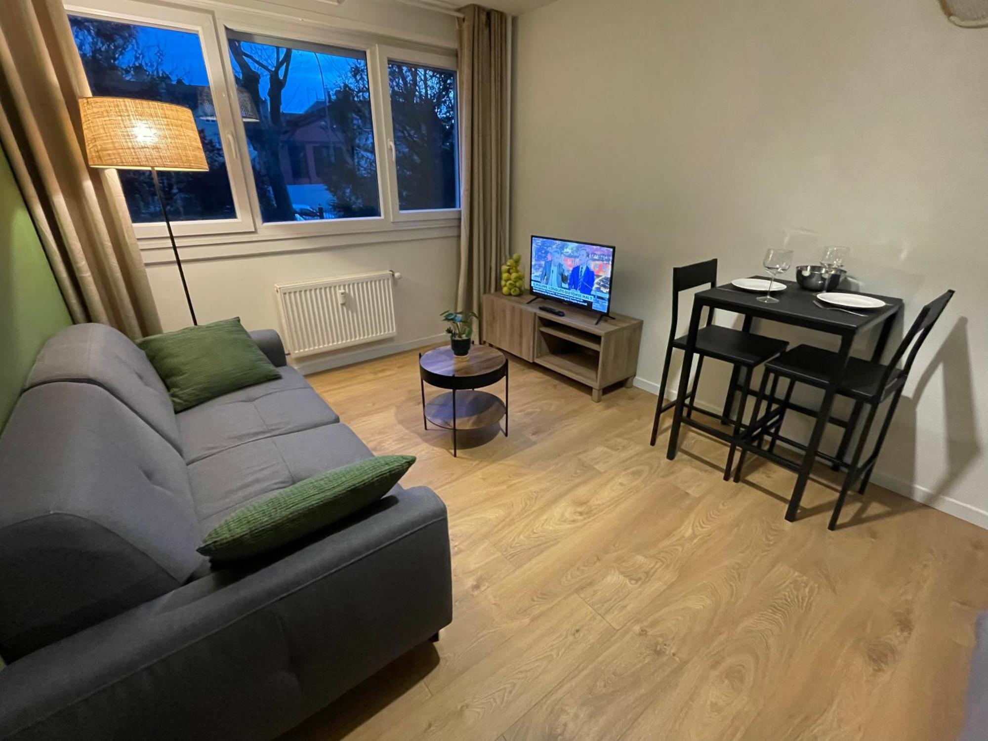 Le Wimbledon Apartman Chalon-sur-Saône Kültér fotó