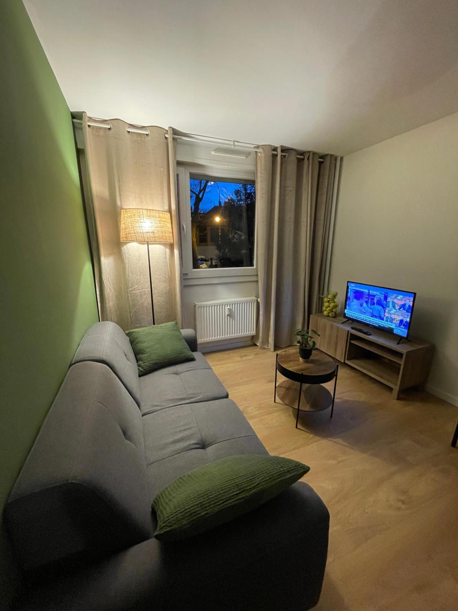 Le Wimbledon Apartman Chalon-sur-Saône Kültér fotó
