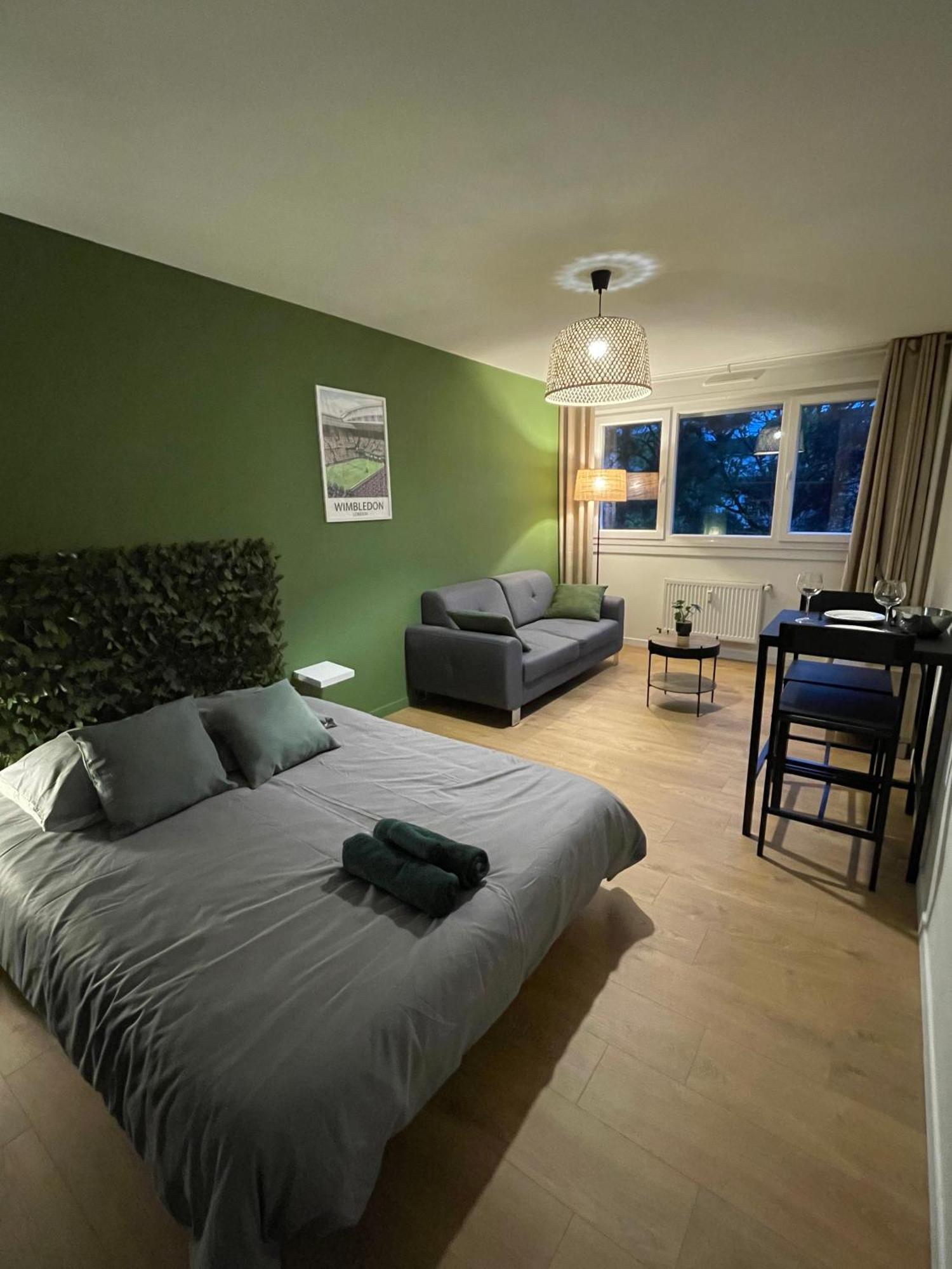 Le Wimbledon Apartman Chalon-sur-Saône Kültér fotó