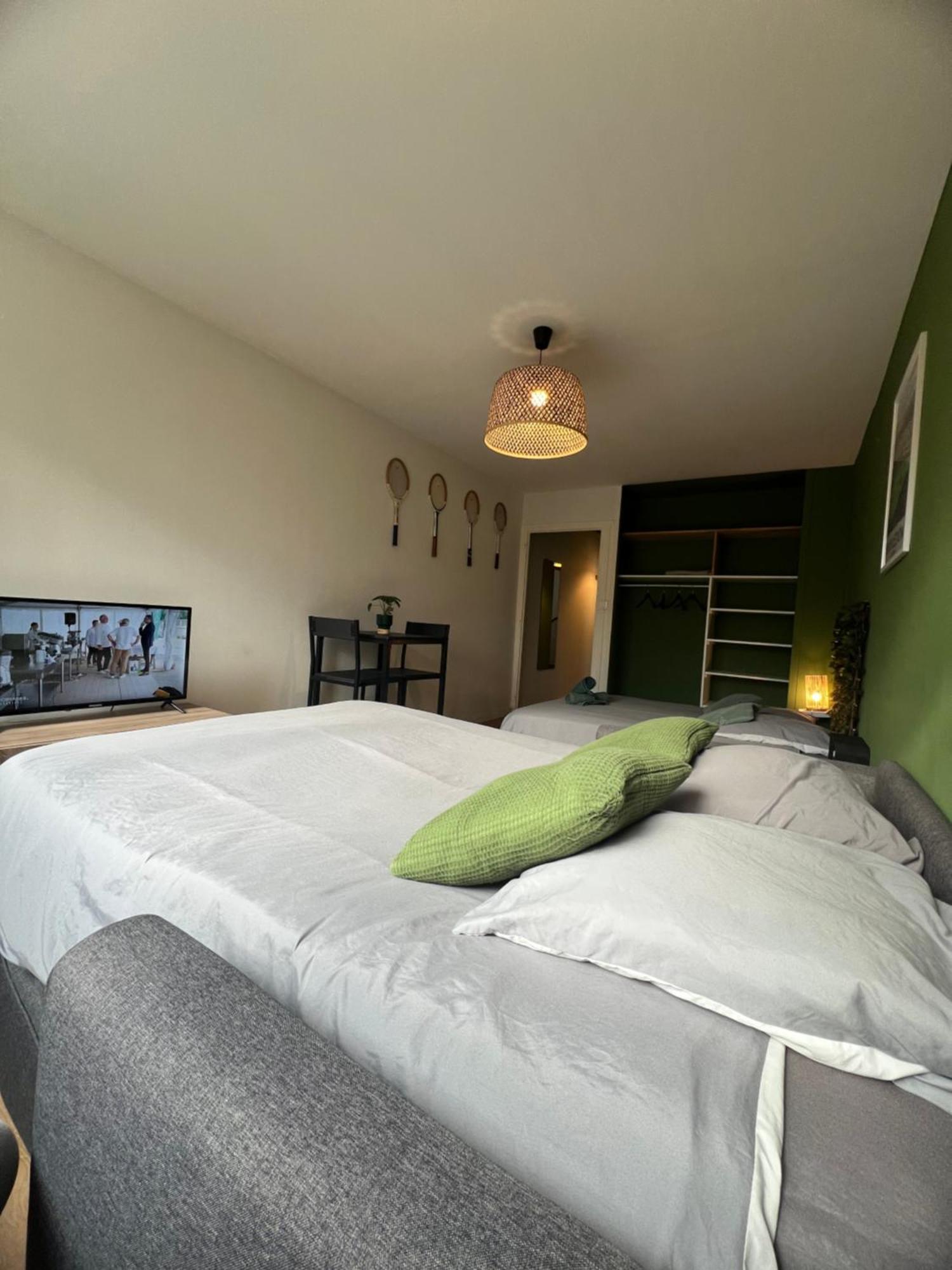 Le Wimbledon Apartman Chalon-sur-Saône Kültér fotó